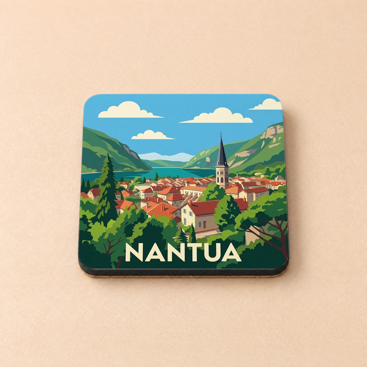 Dessous de verre souvenir de la ville de Nantua avec une illustration stylisée.