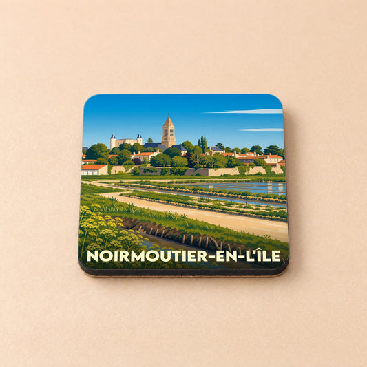 Dessous de verre souvenir de la ville de Noirmoutier-en-l'Île avec une illustration stylisée.