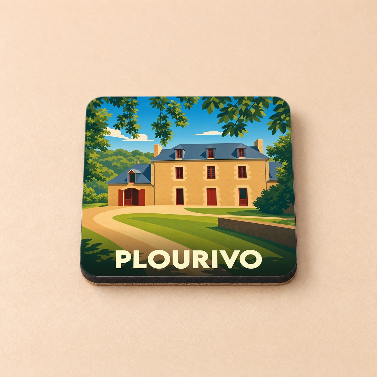 Dessous de verre souvenir de la ville de Plourivo avec une illustration stylisée d'un manoir breton.