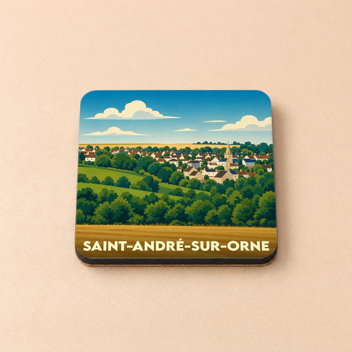Dessous de verre souvenir de Saint-André-sur-Orne avec une illustration stylisée du village et de ses collines.