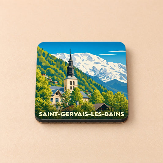 Dessous de verre souvenir de la ville de Saint-Gervais-les-Bains avec une illustration stylisée de son église et des montagnes.