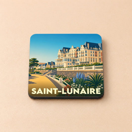 Dessous de verre souvenir de la ville de Saint-Lunaire avec une illustration stylisée du bord de mer.