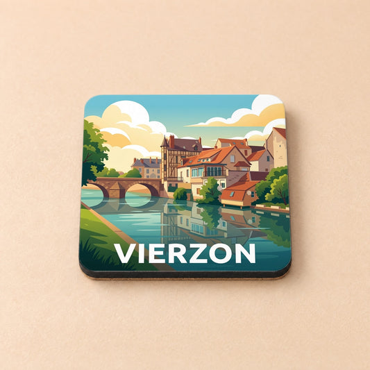Dessous de verre souvenir de la ville de Vierzon avec une illustration stylisée d'un pont et de maisons au bord de l'eau.