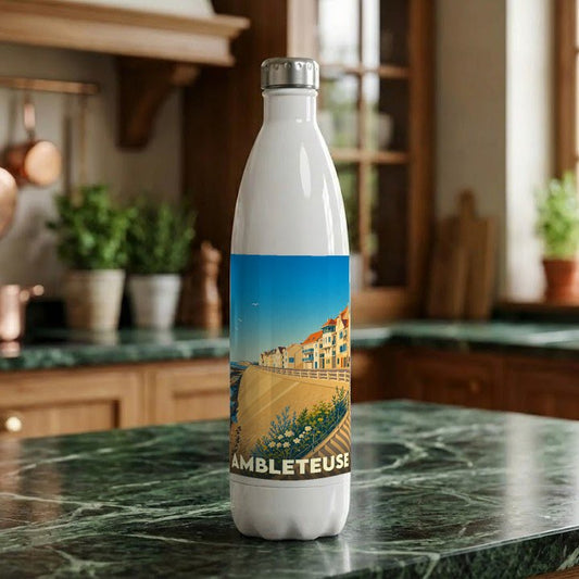 Gourde blanche souvenir de la ville d'Ambleteuse ornée d'une illustration stylisée du front de mer.