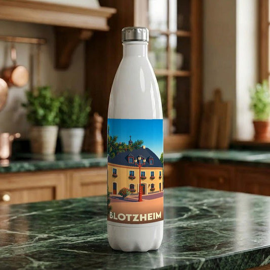 Gourde souvenir de la ville de Blotzheim ornée d'une illustration stylisée d'un bâtiment traditionnel alsacien.
