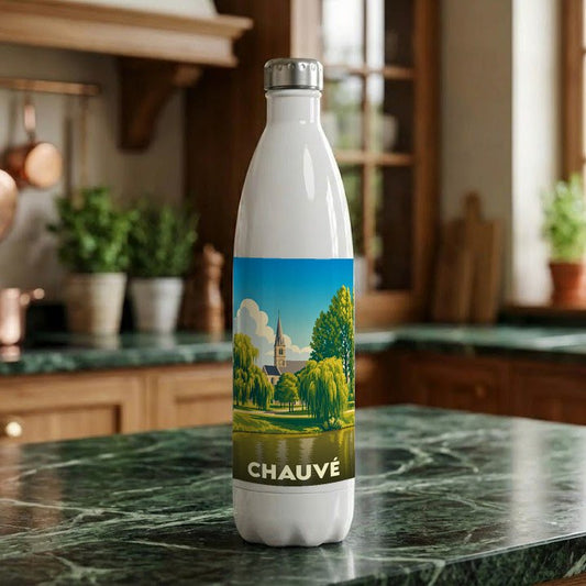 Gourde souvenir de la ville de Chauvé ornée d'une illustration stylisée représentant son église et sa nature.