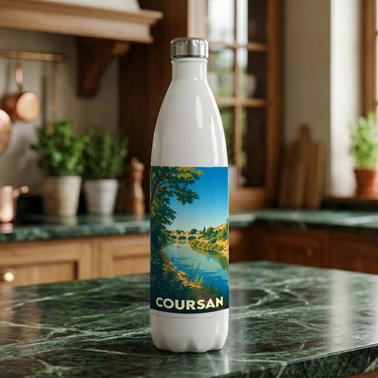 Gourde souvenir de la ville de Coursan avec une illustration stylisée d'un paysage fluvial.
