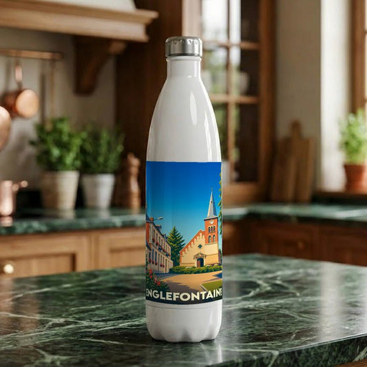 Gourde blanche souvenir de la ville d'Englefontaine avec une illustration stylisée de son église.