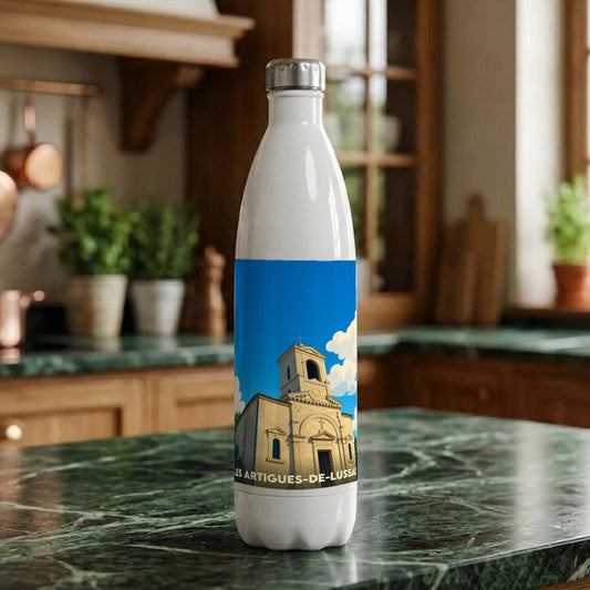 Gourde souvenir de la ville de Les Artigues-de-Lussac avec une illustration stylisée de son église.