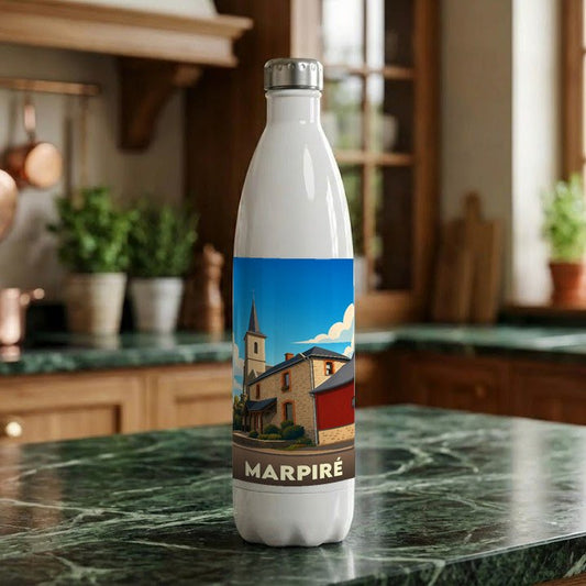 Gourde souvenir de la ville de Marpiré avec une illustration stylisée.