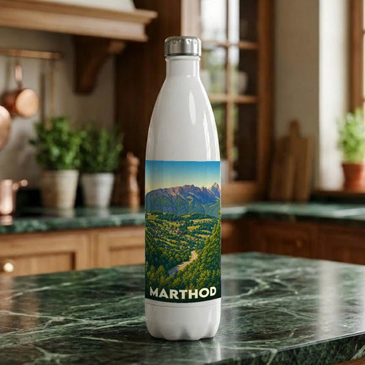 Gourde souvenir de la ville de Marthod avec une illustration paysagère stylisée.