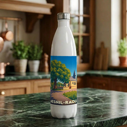 Gourde souvenir de la ville de Mesnil-Raoul avec une illustration stylisée d'un paysage local.