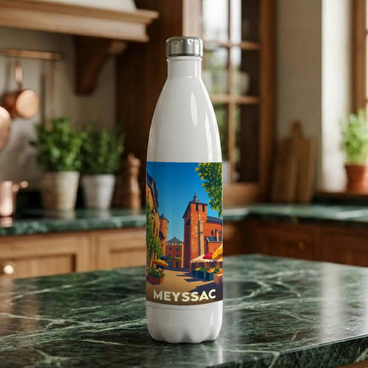 Gourde blanche souvenir de la ville de Meyssac avec une illustration stylisée de son architecture.