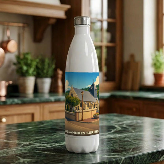 Gourde souvenir de la ville de Nassandres sur Risle avec une illustration stylisée d'une église.