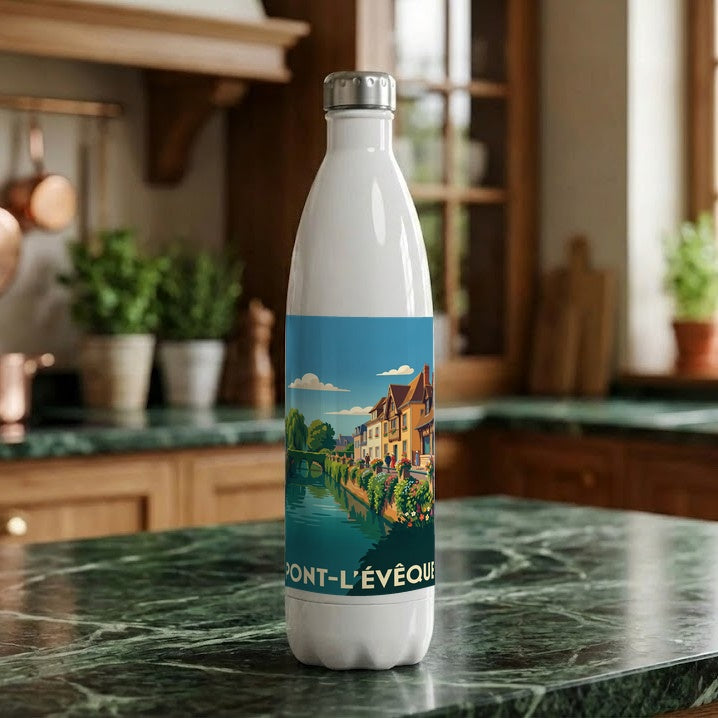 Gourde souvenir de la ville de Pont-l'Évêque avec une illustration stylisée.