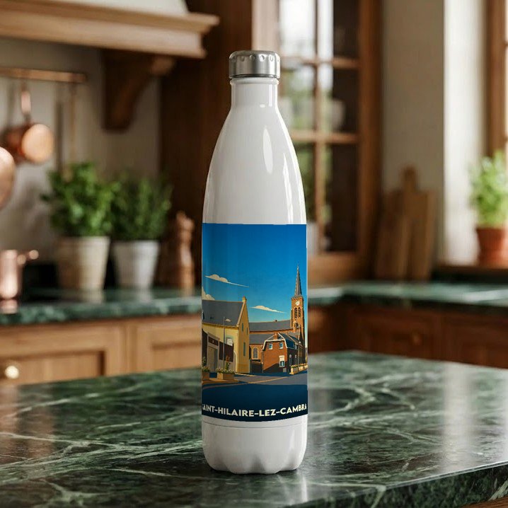Gourde souvenir de la ville de Saint-Hilaire-lez-Cambrai ornée d'une illustration stylisée.