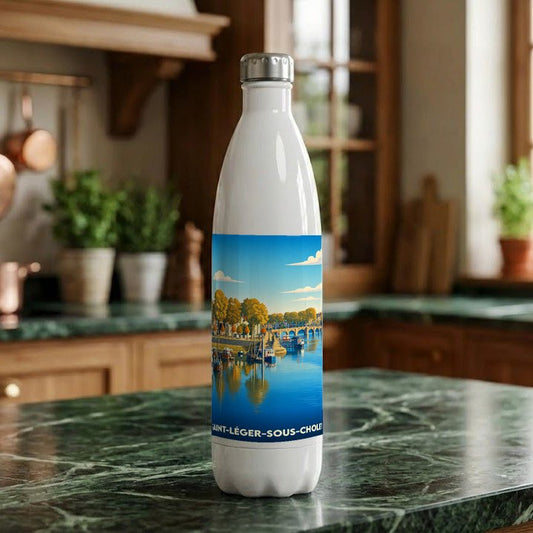 Gourde souvenir de la ville de Saint-Léger-sous-Cholet avec une illustration stylisée de son paysage fluvial.