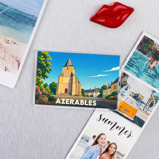 Magnet souvenir de la ville d'Azerables avec une illustration stylisée de son église.