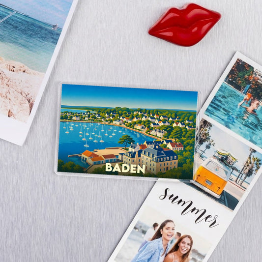 Magnétique souvenir de la ville de Baden avec une illustration stylisée.
