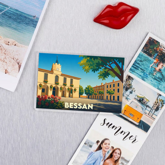 Magnet souvenir de la ville de Bessan avec une illustration graphique colorée de sa mairie.