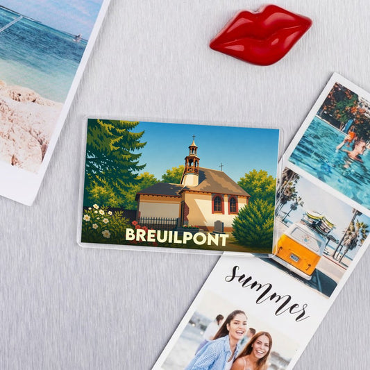 Magnet souvenir de la ville de Breuilpont avec une illustration stylisée de son église.