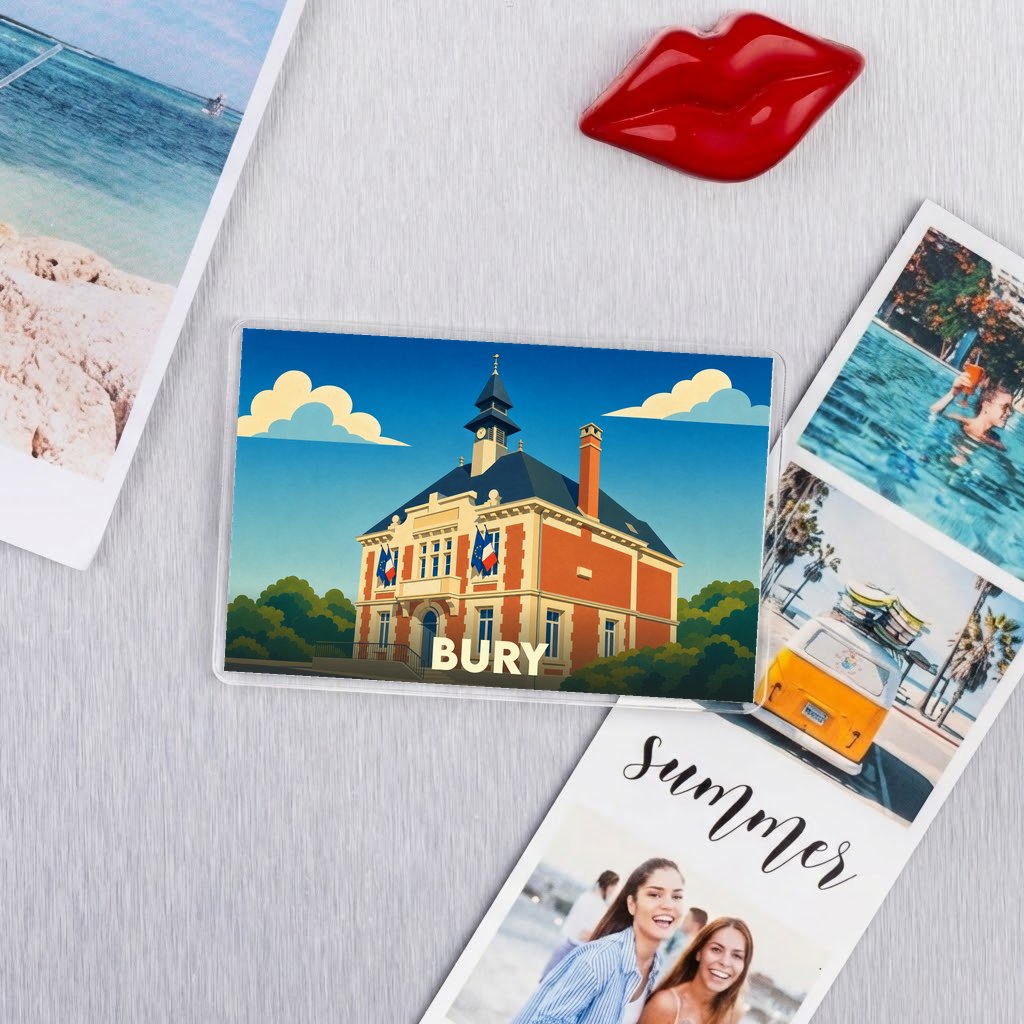 Magnet souvenir de la ville de Bury illustrant sa mairie dans un style graphique épuré.