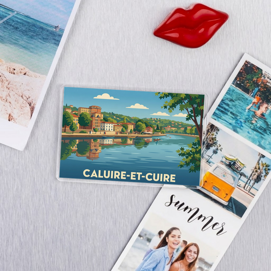 Magnet souvenir de la ville de Caluire-et-Cuire avec une illustration stylisée des bords de Saône.