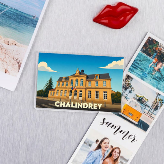 Magnet souvenir de la ville de Chalindrey avec une illustration stylisée de son hôtel de ville.