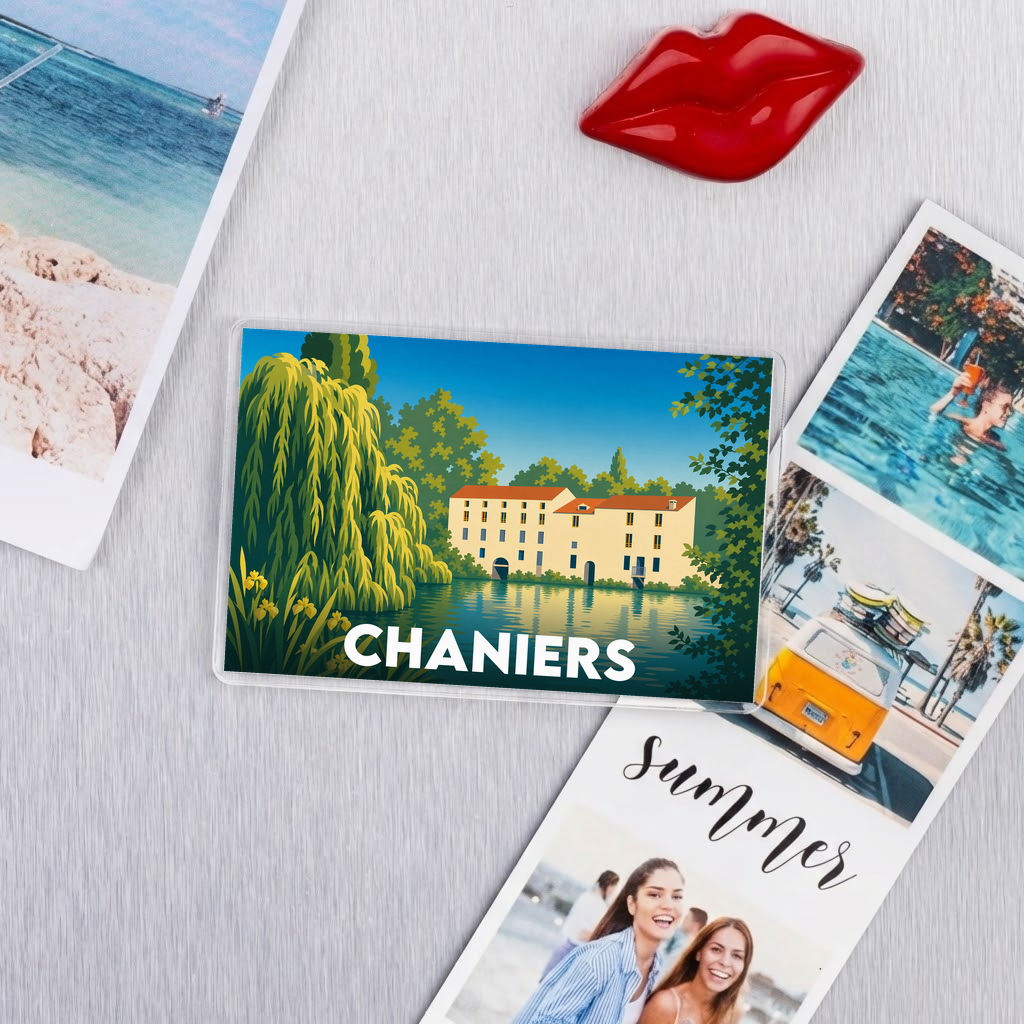 Magnet souvenir de la ville de Chaniers avec une illustration stylisée.