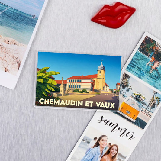 Magnet souvenir de la ville de Chemaudin et Vaux avec une illustration stylisée.