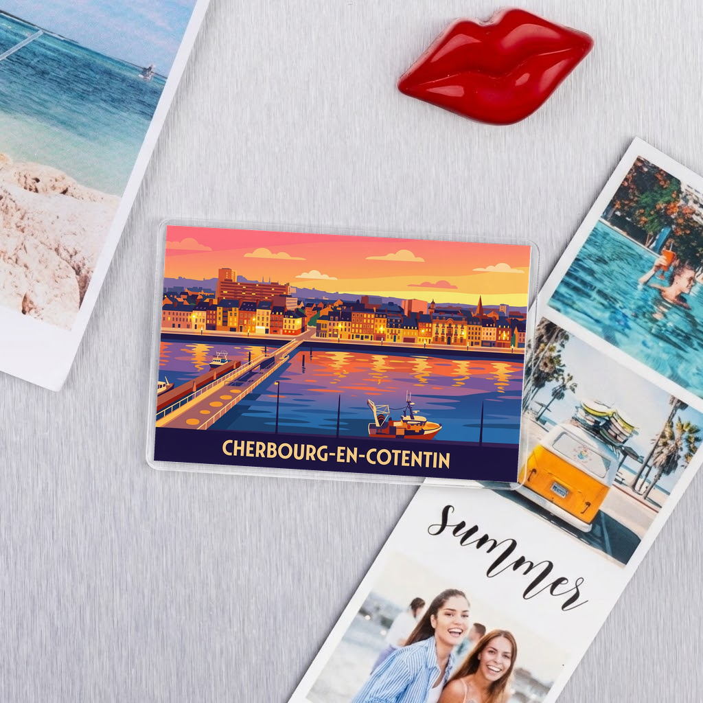 Magnet souvenir de la ville de Cherbourg-en-Cotentin avec une illustration stylisée du port au coucher du soleil.
