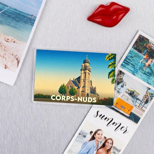 Magnet souvenir de la ville de Corps-Nuds avec une illustration stylisée de son église.