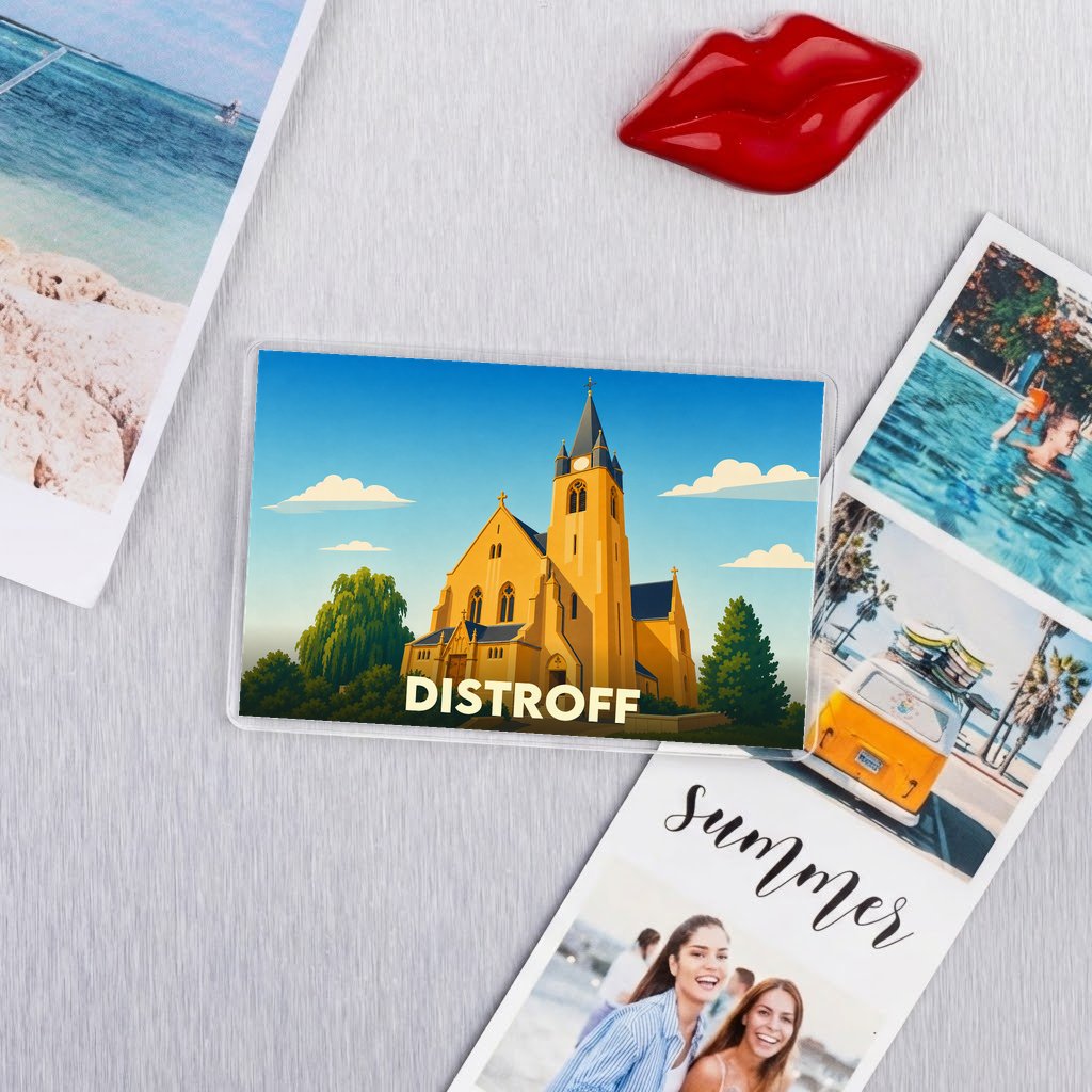 Magnet souvenir de la ville de Distroff avec une illustration stylisée d'une église.