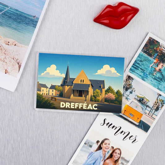 Magnet souvenir de la ville de Drefféac avec une illustration stylisée de son église.
