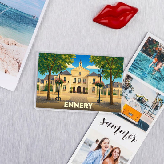 Magnet souvenir de la ville d'Ennery avec une illustration colorée de son hôtel de ville.
