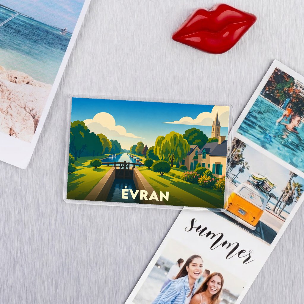 Magnet souvenir de la ville de Évran avec une illustration stylisée d'un canal et de ses écluses.