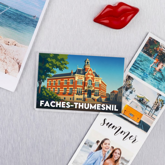 Magnet souvenir de la ville de Faches-Thumesnil avec une illustration stylisée.