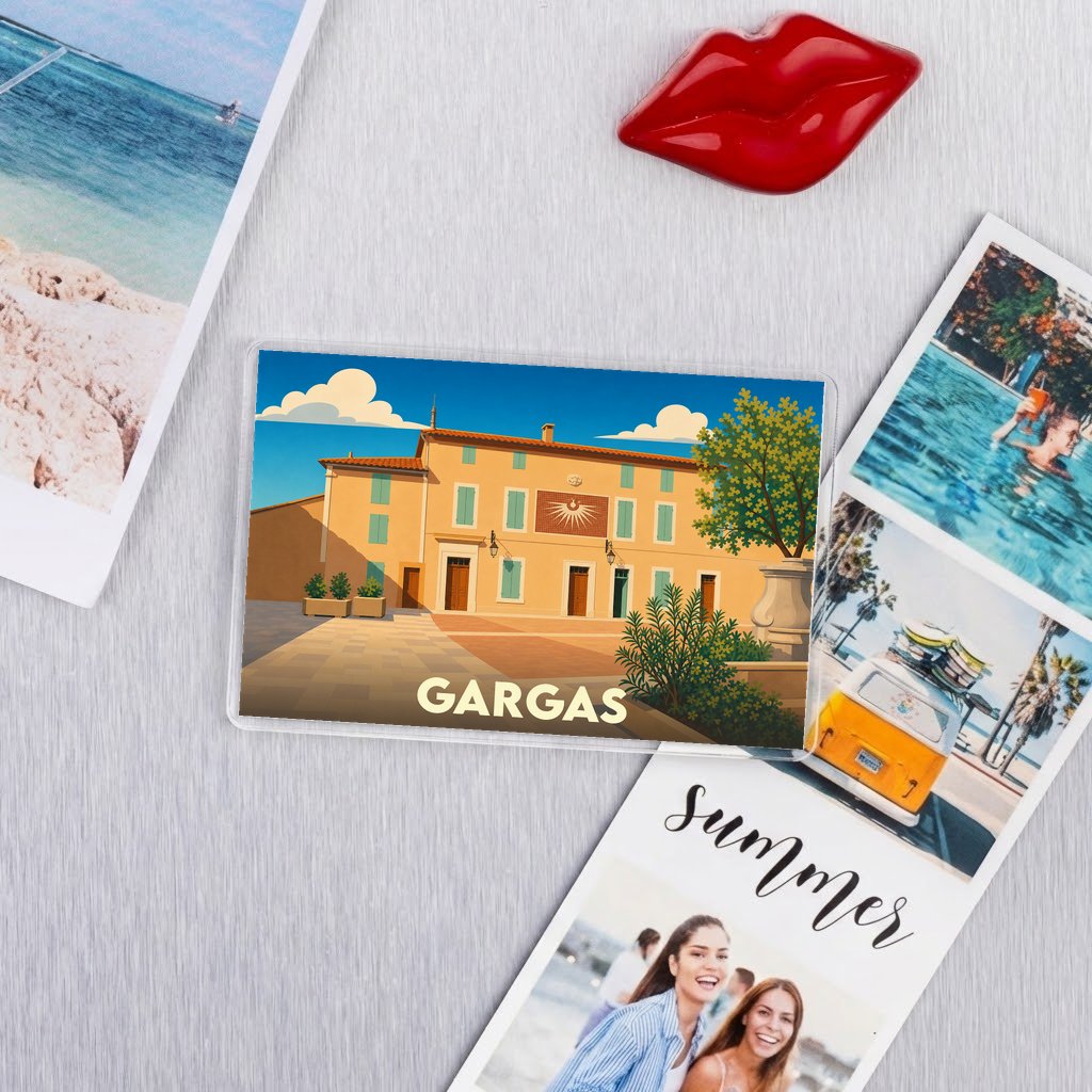 Magnet souvenir de la ville de Gargas avec une illustration stylisée.