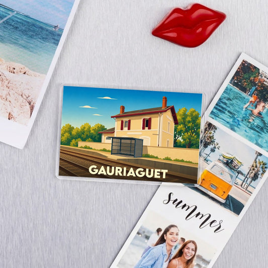 Magnet souvenir de la ville de Gauriaguet avec une illustration stylisée de sa gare ferroviaire.