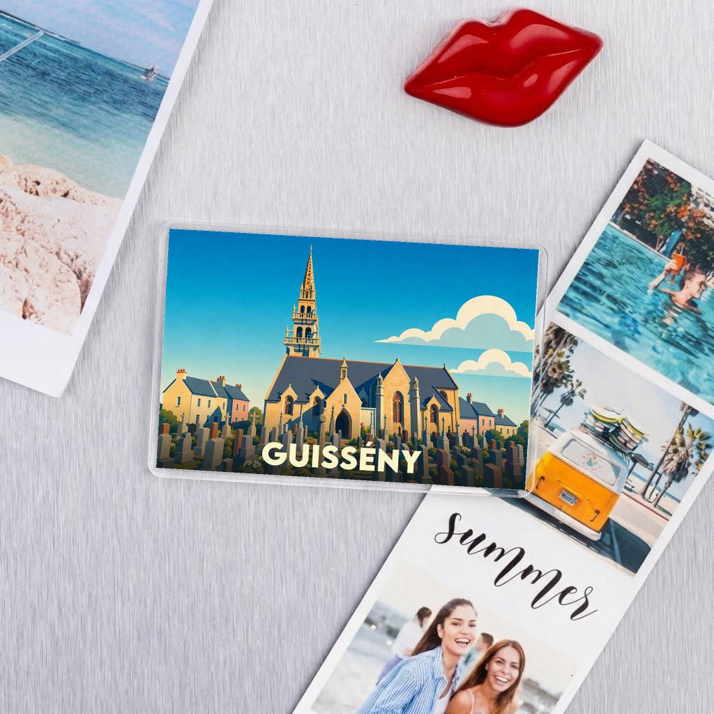 Magnet souvenir de la ville de Guissény avec une illustration stylisée de son église.