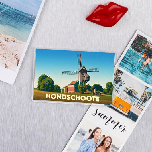Magnet souvenir de la ville de Hondschoote avec une illustration stylisée d'un moulin.