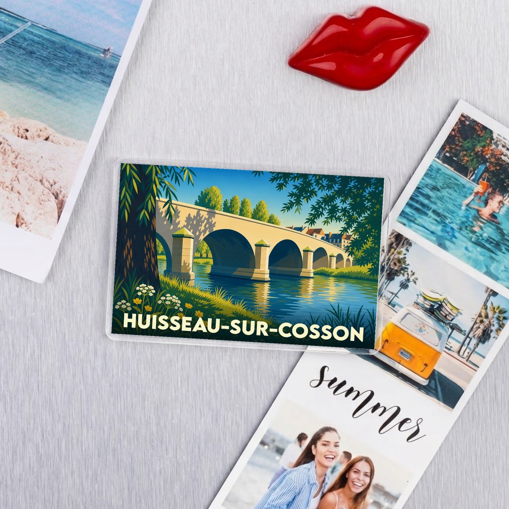 Magnet souvenir de la ville de Huisseau-sur-Cosson avec une illustration stylisée d'un pont sur une rivière.