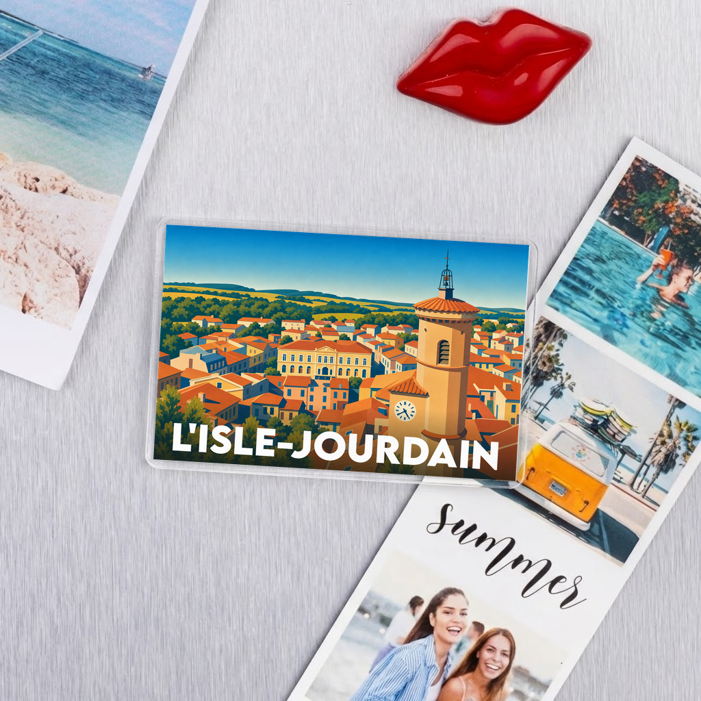 Magnet souvenir de la ville de L'Isle-Jourdain avec une illustration stylisée d'un panorama urbain.