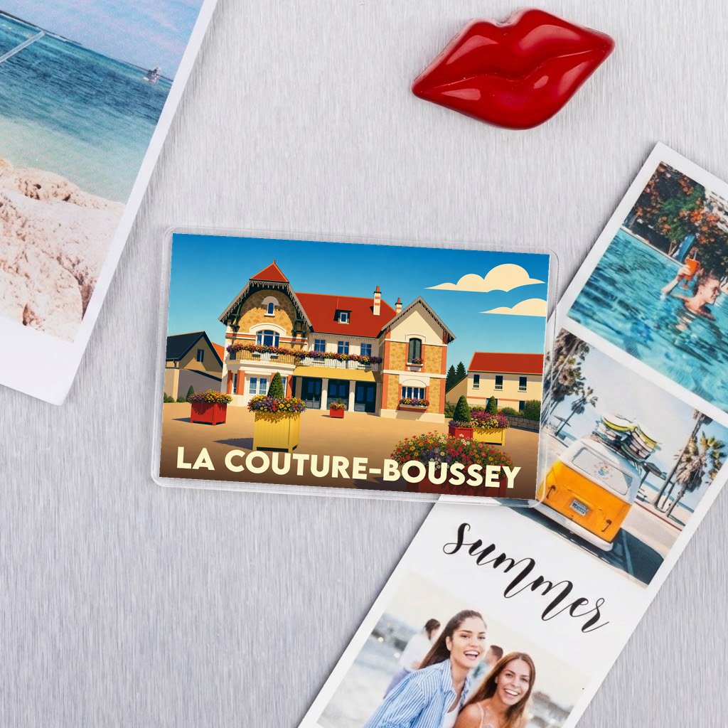 Magnet souvenir de la ville de La Couture-Boussey avec une illustration stylisée.