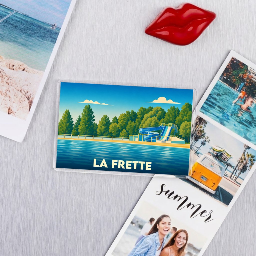 Magnet rectangulaire souvenir de la ville de La Frette avec une illustration stylisée de sa base de loisirs.