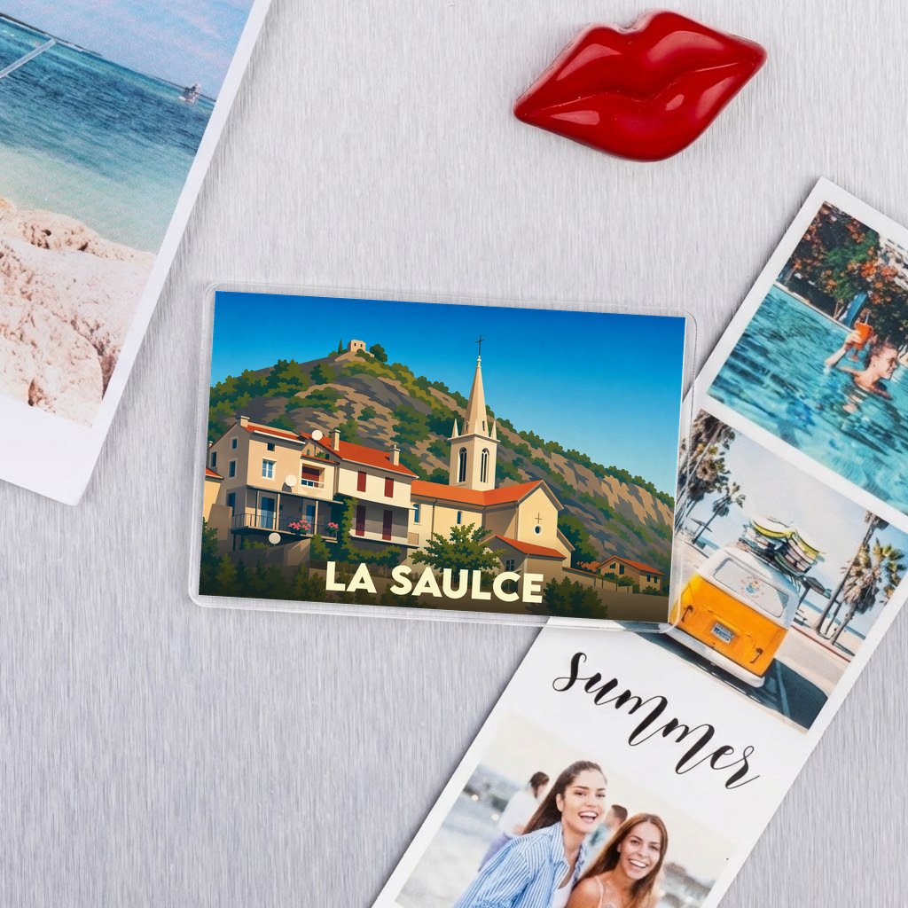 Magnet souvenir de la ville de La Saulce avec une illustration stylisée.