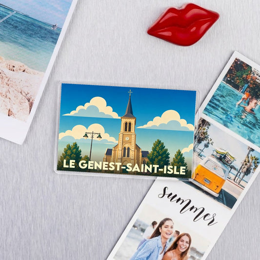 Magnet souvenir de la ville de Le Genest-Saint-Isle avec une illustration stylisée de son église.