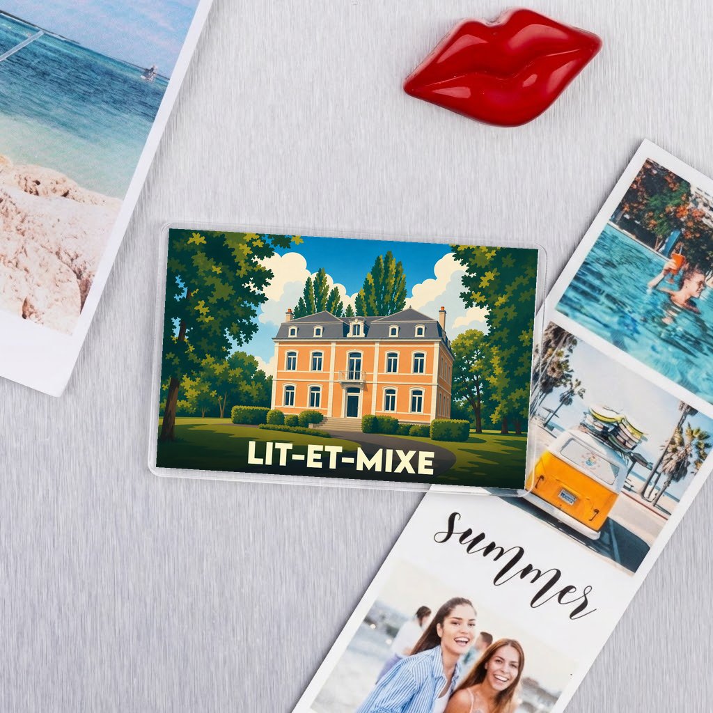 Magnet souvenir de la ville de Lit-et-Mixe avec une illustration stylisée d'une grande demeure.