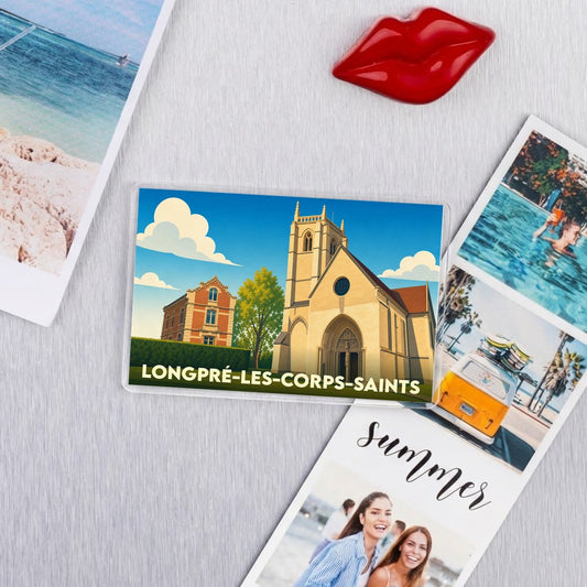 Magnet souvenir de la ville de Longpré-les-Corps-Saints avec une illustration stylisée de son église.