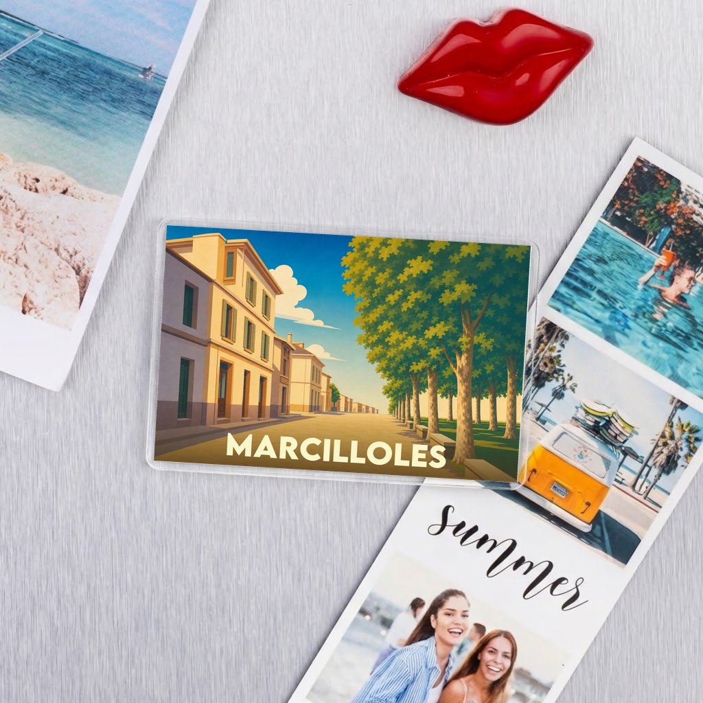 Magnet souvenir de la ville de Marcilloles avec une illustration stylisée.